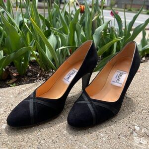Vintage Céline Black Suede Pumps – Made in Italy – Size 7